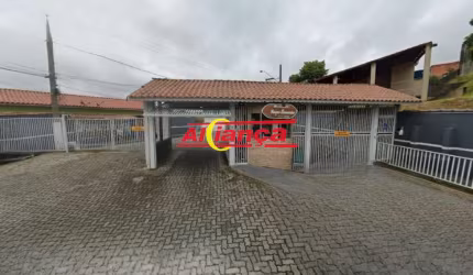 Casa em condomínio para alugar com 2 quartos e 1 vaga de garagem, Água Chata - Por R$ 1.500,00