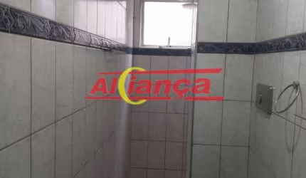 Apartamento com 2 quartos para alugar,  50m² - Vila Rio de Janeiro - Guarulhos/SP - por R$ 1.500,00