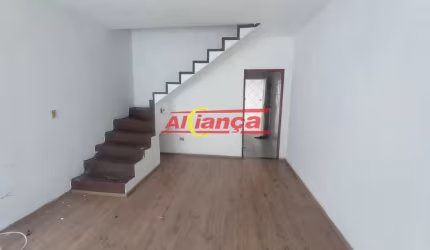 Sobrado com 3 quartos para alugar,  164,04m² - Vila Rosalia - Guarulhos /SP - por R$ 3.500,00