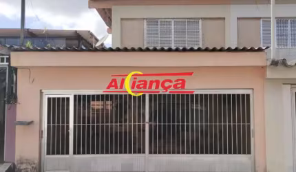Sobrado com 2 quartos para alugar, 159 m² -Gopouva - Guarulhos/SP R$ 3.200,00
