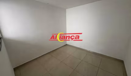 Apartamento para alugar com 1 Quarto, Centro - Guarulhos por R$: 1.028,00