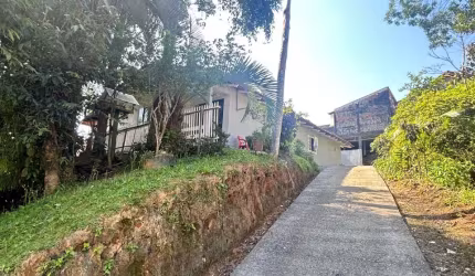 OPORTUNIDADE NO BAIRRO ESCOLINHA - CRECI 8573 J
