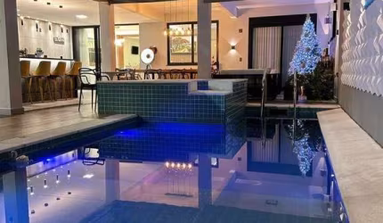 Sobrado com 3 dormitórios à venda, 374 m² por R$ 1.490.000,00 - Villa Branca - Jacareí/SP