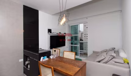 Loft moderno e funcional em Moema 