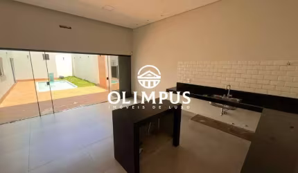 Casa térrea com fino acabamento no bairro Novo Mundo, com 3 quartos - Uberlândia-MG