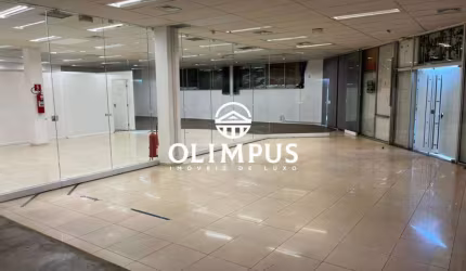 Belíssimo imóvel comercial em uma excelente localização no bairro Granada.