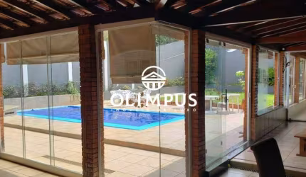 Ótima casa à venda com excelente localização.