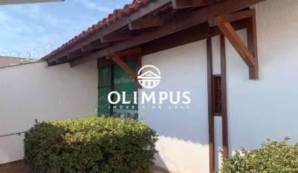 Excelente casa comercial próximo ao hospital Santa Genoveva no bairro Martins