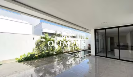 Belíssima casa disponível para venda em ótimo bairro em um dos condomínios mais exclusivos da cidade, no Alphaville!