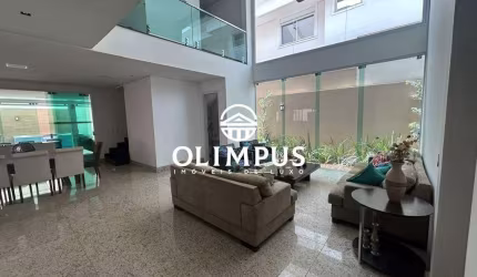 Lindo Sobrado no Condomínio Gênova com 550m² de área construída em ótimo bairro
