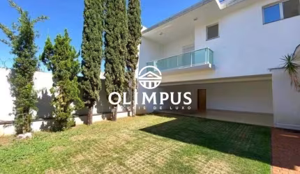 Excelente oportunidade de casa em estilo sobrado com 565m² de área construída em ótimo bairro e localização