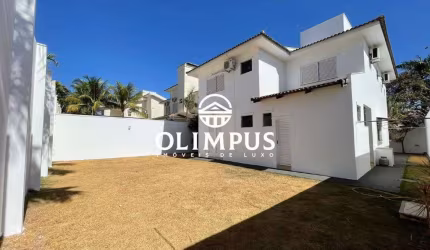 CÓD. 5425 - Lindo Sobrado de 237m² no Bairro Jardim Karaiba