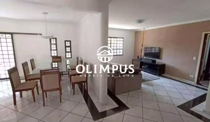 Cód 5644 - Casa Sobrado - 650 m² de Área Construída