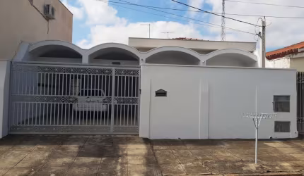 Casa com 4 quartos à venda no Centro, Indaiatuba  por R$ 1.050.000