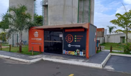 Apto com 2 Dormitorios, WC. Social, Sala, Cozinha planejada, A.S., 1 Vaga de garagem. Porteira fechada. Academia, Piscina adulto e infantil, Quadra esportiva, Salão gourmet, Salão de jogos, Playground