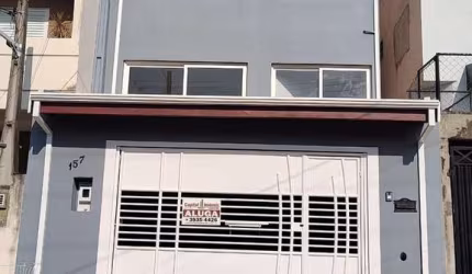 Sobrado para locação no Jd. Valença: