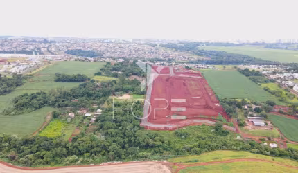 Chácara de 3336 m² para venda próximo ao Royal Forest
