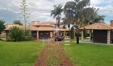 Excelente Casa (sobrado) em condomínio Cambe