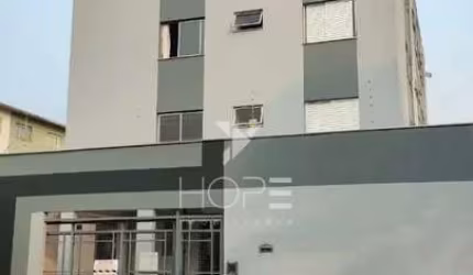 EXCELENTE APARTAMENTO À VENDA - EDIFICIO TEREZINA