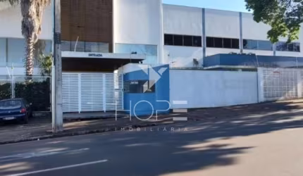 Excelente imóvel Comercial, Av Arthur Thomas