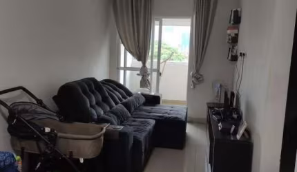 VENDA | Apartamento, com 2 dormitórios em Zona 07, Maringá