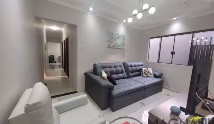 ? Casa incrível, pronta para morar! 3 amplos quartos, para o conforto da sua família ??‍?‍?‍?