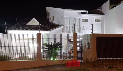 ✨ SOBRADO À VENDA – REGIÃO NOBRE