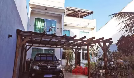 Casa com 4 quartos à venda na Rua Antônio Amaral, 831, Vila Santo Antônio, Maringá, 240 m2 por R$ 1.574.000