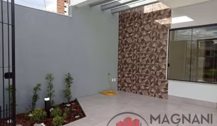 ? CASA COM 1 SUÍTE + 2 QTOS NO JD. FREGADOLLI EM MARINGÁ