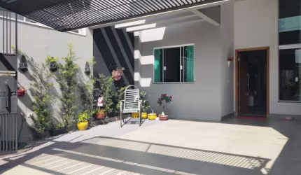 VENDA | Casa, com 3 dormitórios em Jardim Monte Rei, Maringá