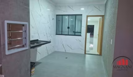 ??CASA COM SUÍTE + 2 QUARTOS NO PARQUE DAS LARANJEIRAS EM MARINGÁ! ?