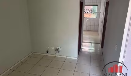 VENDA | Casa, com 2 dormitórios em Jardim Novo Alvorada, Maringá