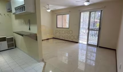 Apartamento para Venda em Lauro de Freitas, Recreio Ipitanga, 2 dormitórios, 1 suíte, 2 banheiros, 1 vaga