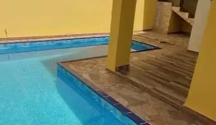 BAETA NEVES SOBRADO 260M2, 2 dormitórios, varanda gourmet, piscina, 4 vagas, EDICULA ótima localização e valor!!!