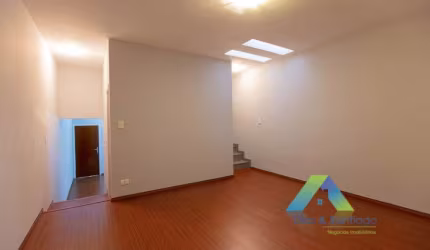 VILA NAIR Sobrado 103M², 3 dormitórios sendo 1 suíte, 1 vaga de garagem com ótima localização e valor !!!