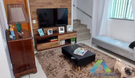 Sobrado condomínio fechado, designer moderno localização privilegiada com ótimo valor !