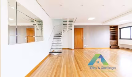 MIRANDOPOLIS COBERTURA TRIPLEX 247M², 3 suítes, 4 vagas, espaço gourmet com churrasqueira, com ótima localização e valor !!!