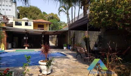 VILA PRUDENTE CASA 439 METROS, 7 DORMITORIOS, Espaço gourmet com churrasqueira e piscina, 3  vagas de garagem ótima localização e valor !!!