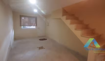 Sobrado com 3 dormitórios à venda, 120m² por R$ 545.000,00 - Vila Caraguatá - São Paulo/SP