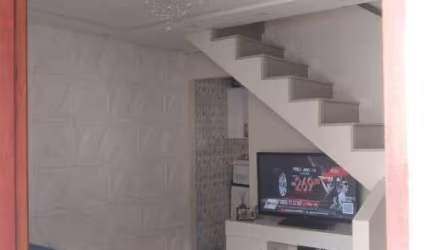 Santo André condomínio fechado Sobrado 47M², 2 dormitórios, 1 vaga, ótima localização e valor !!!