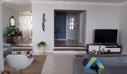 APARTAMENTO 200M² RUA COSTA AGUIAR