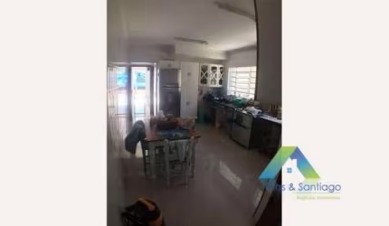 Casa Com 3 Dormitórios E 2 Vagas De Garagem - Vila Monumento
