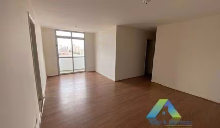 Oportunidade apartamento todo reformado com 4 dormitórios, 2 vagas a poucos minutos da estação do metro São Judas e Saúde.