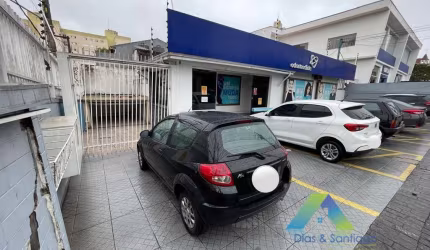 PONTO COMERCIAL NO MIOLO DA VILA DAS MERCES