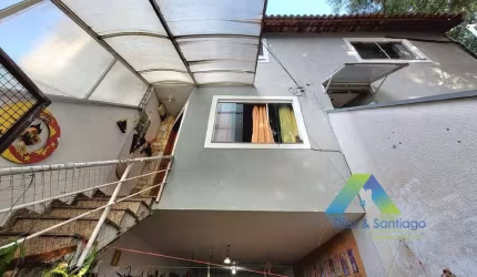 Casa à venda no bairro Parque Industriário - Santo André/SP