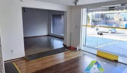 Ponto Comercial para locação na Avenida Bosque da Saúde no bairro da Saúde/SP!