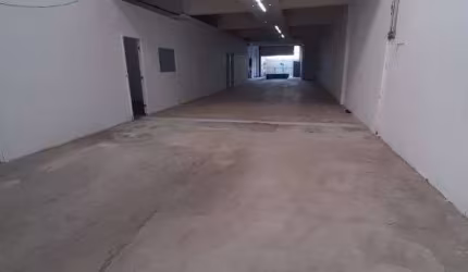 Salão para alugar Trifásico com 700m² por R$ 10mil/mês - Vila das Mercês - São Paulo/SP
