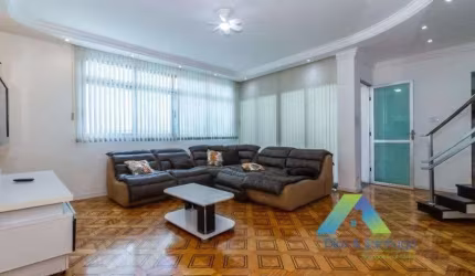 Sobrado Alto Padrão com 4 dormitórios e 5 vagas em Jardim da Saúde, São Paulo/SP