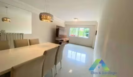 Casa Sobrado a venda com 03 quartos e 03 vagas de garagem- Cupece