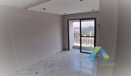 Lindo apartamento com localização privilegiada próximo a comércios e principais avenidas.